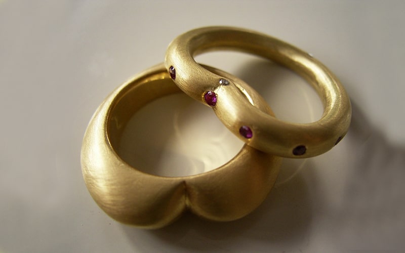 03_herzringe750ergelbgold