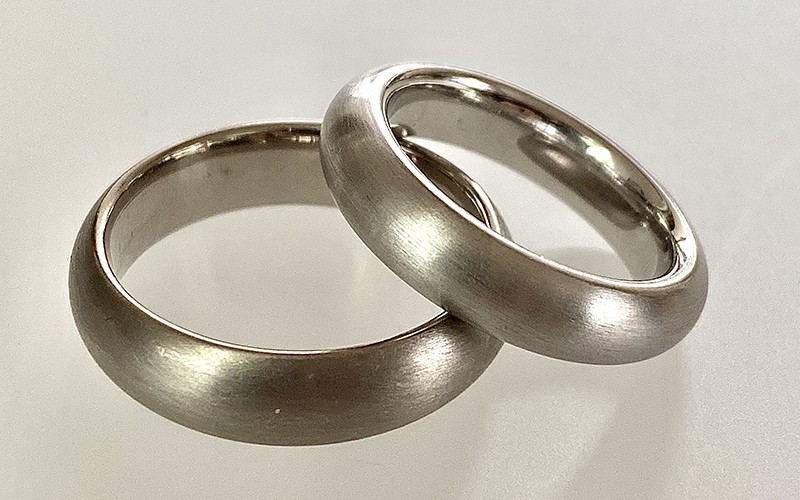 15_750erweissgoldmatt