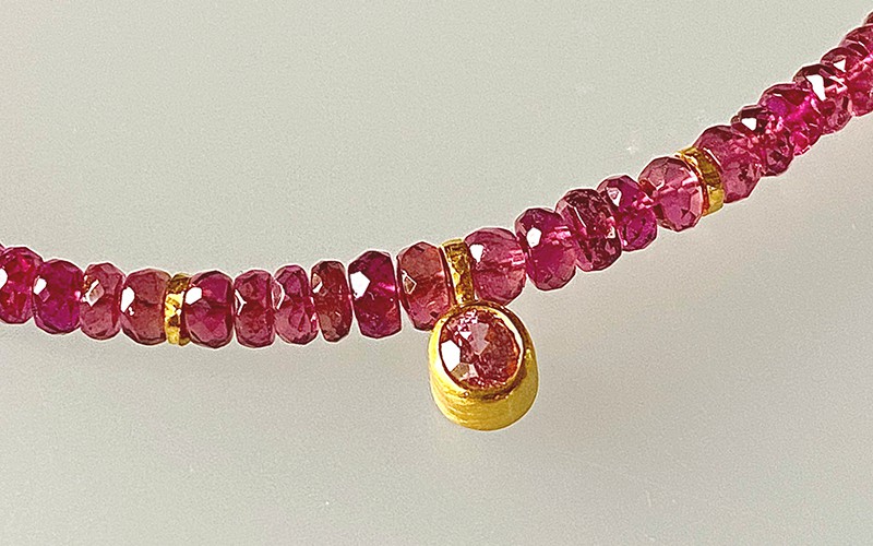 15_zarterubellitkettemitsaphir