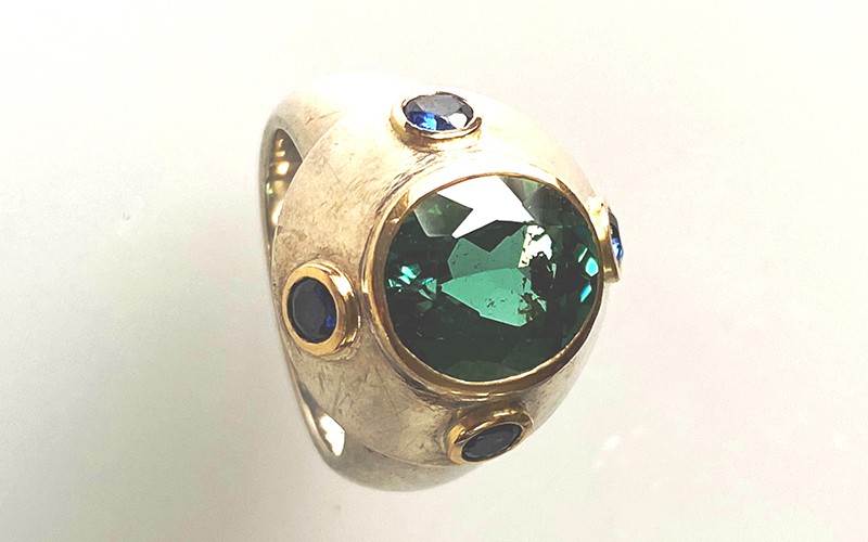 38_turmalinsaphir750erGGsilber